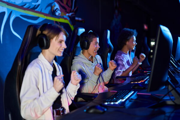 Cracking the Code: The High-Stakes World of CS2 Gambling